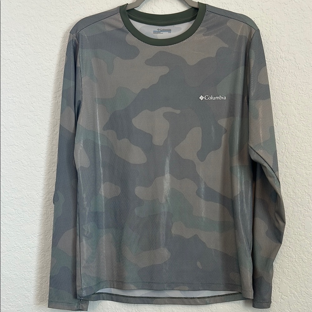 Columbia Men's Camouflage Long Sleeve Shirt size Large